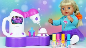 Делаем модный маникюр вместе с Беби Бон - Видео для девочек Школа стилиста - Игра в салон красоты