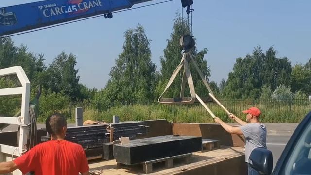 Разгрузка гранитных издедий . Памятники из гранита смотреть онлайн