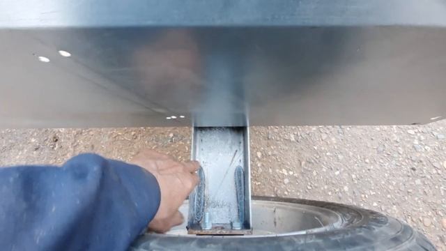 Робот ВАЛЛИ работает у меня, собрал для него тележку, теперь таскает. смотреть онлайн