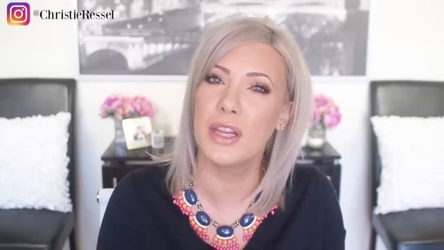 HOW-TO BUILD A CAPSULE WARDROBE: Tips From A Stylist