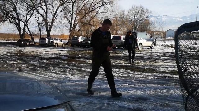 Рыбалка на Алтайке близ Алматы 08.02.2020г.#рыбалкаалматы#рыбалкаказахстан#спиннинг смотреть онлайн