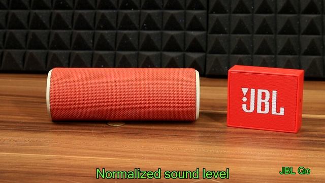 JBL Go vs UE Boom sound/bass test смотреть онлайн