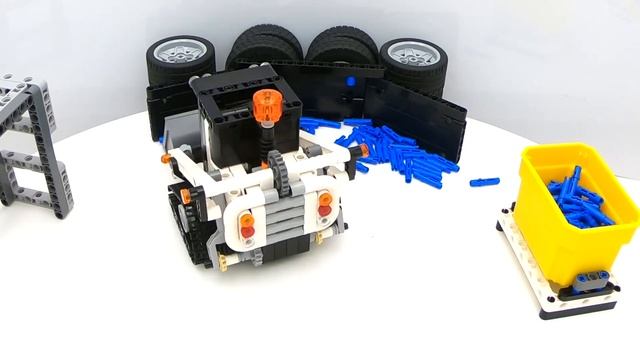 Mini RC Tracked Loader - Eurobricks' TC22 Contest Entry [Free Instructions] смотреть онлайн