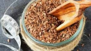 ЧЕМ ПОЛЕЗНО ЛЬНЯНОЕ МАСЛО??ЗАЧЕМ И КАК ПИТЬ ЛЬНЯНОЕ МАСЛО НАТОЩАК??