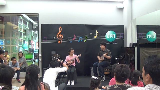 h.m.blues ukulele by น้องไอซ์ смотреть онлайн