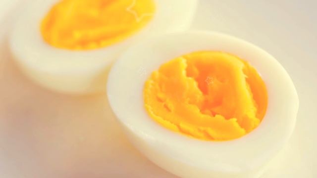 КУРИНЫЕ ЯЙЦА ПОЛЬЗА И ВРЕД смотреть онлайн