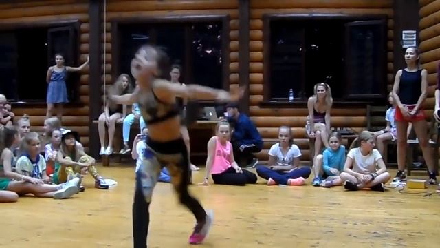ДРЕВНИЙ ГРАД1 смотреть онлайн