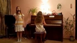 Песня "Голубой Вагон" слова Э.Успенского музыка В.Шаинского.