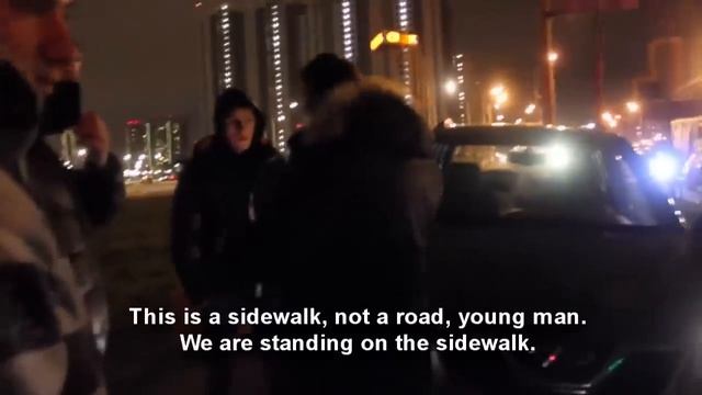 Tracksuit and AK-47 смотреть онлайн