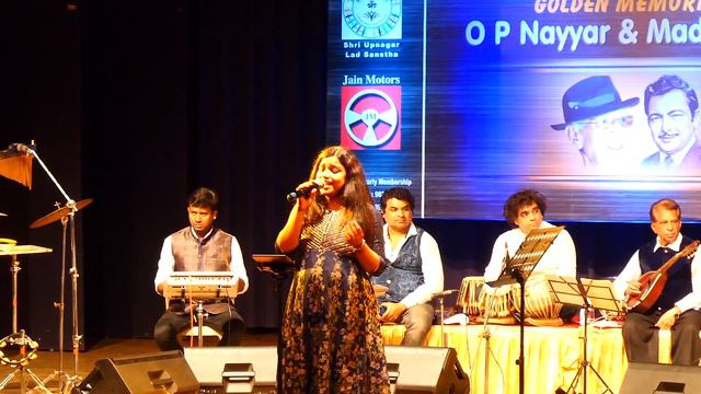 Aap Ki Nazron Ne Samjha | Lata Mangeshkar | Live Performance by Anupama Roy смотреть онлайн