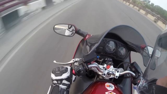 [До отсечки] Обзор Honda CBR 1100XX смотреть онлайн