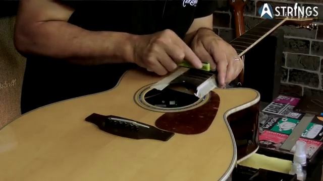 The Ultimate Guitar Set Up with Makoto Terasaki of Takamine Guitars смотреть онлайн