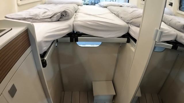 Westfalia Columbus 600 E first edition RV Camper Van new model 2023 Fiat walkaround + interior K493 смотреть онлайн