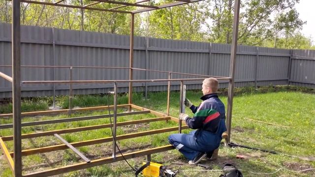 Как варить инвертором самостоятельно?! Дела по даче! смотреть онлайн