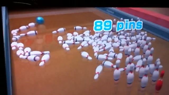 Wii боулинг играет Тимур Канзафаров смотреть онлайн