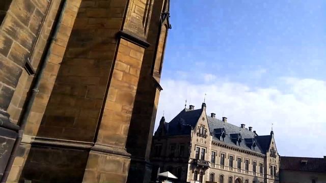 УДИВИТЕЛЬНО КРАСИВЫЙ СОБОР СВЯТОГО ВИТА ПРАГА смотреть онлайн