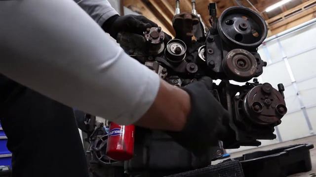 Complete 4g64 4 Cylinder Engine Tear-down смотреть онлайн