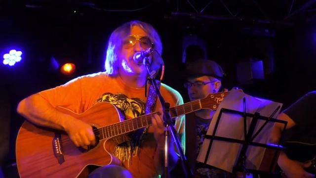 «Акустический бродячий цирк» - Олег Чилап и Пчела Бэнд в Lion's Head Pub смотреть онлайн