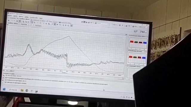 Nissan March 2014 - Perda de Aceleração смотреть онлайн