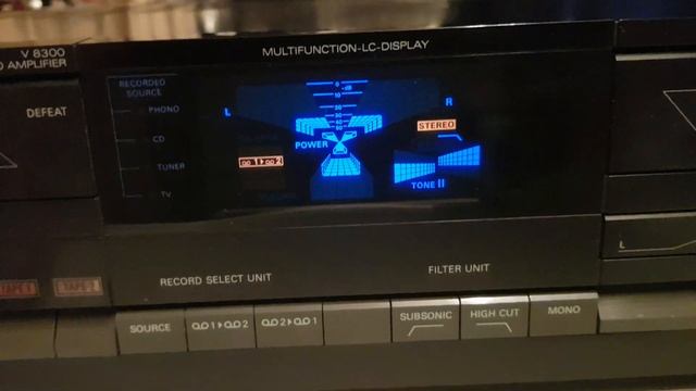 GRUNDIG V-8300