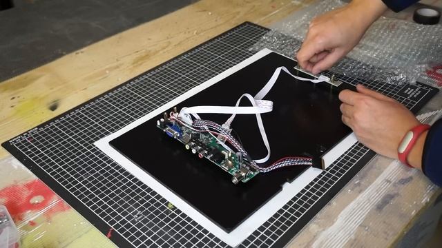 Fabriquer un Écran TV Portable pour 30€ смотреть онлайн