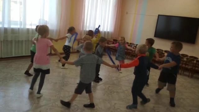 Игра с дождинками. Без подготовки. 2021 Старшая. смотреть онлайн