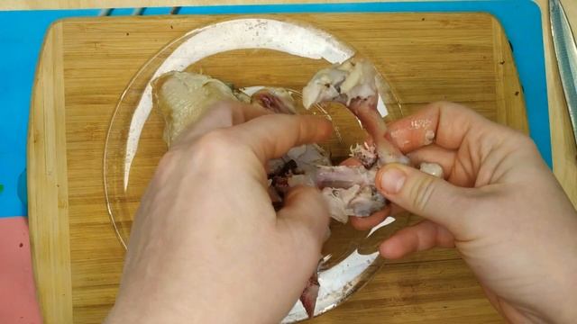 Фаршированные грибы/Шампиньоны с курицей и луком/ Вкусная закуска из грибов/ смотреть онлайн