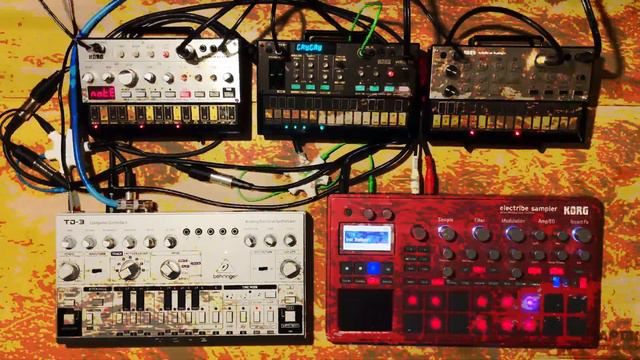 Behringer TD-3 & electribe 2 sampler with volca bass, fm2, keys смотреть онлайн