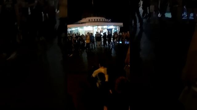 Одеса молодеж танцует смотреть онлайн