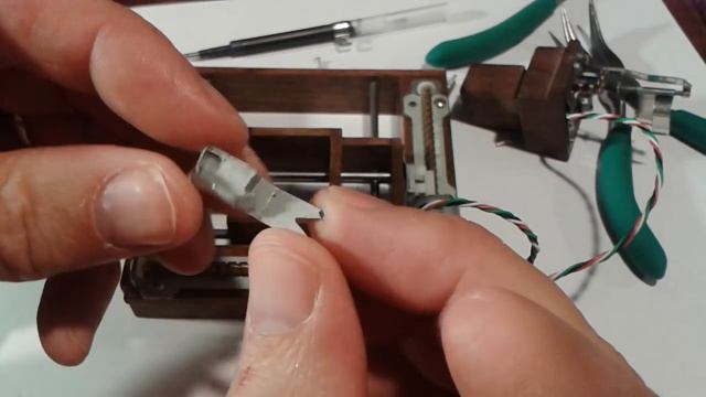 Micro Mini CNC Plotter - Part 3 - How To and Close Up Tear-Down смотреть онлайн