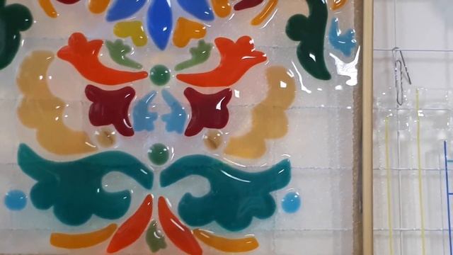 Пыяла чәчәкләрдән күзләр чагыла