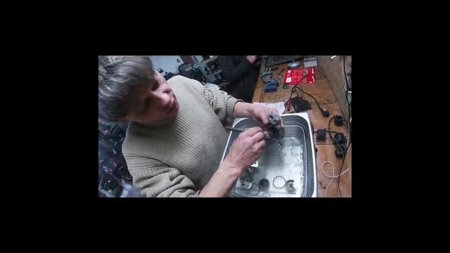 Ультразвуковая ванна против суппорта TDM 850 смотреть онлайн