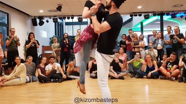 UrbanKiz steps from Ronie Saleh & Vera (10) смотреть онлайн