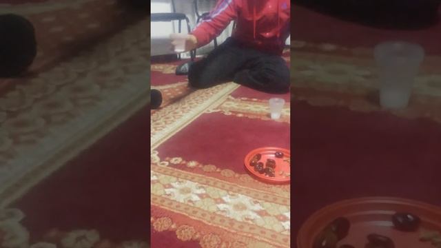 Омск. Мечеть Хаир-Ихсан. Финики надо есть правой рукой смотреть онлайн