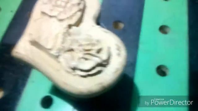 Шкатулка дуб 2/2 [ Carved casкet from an oak ] смотреть онлайн