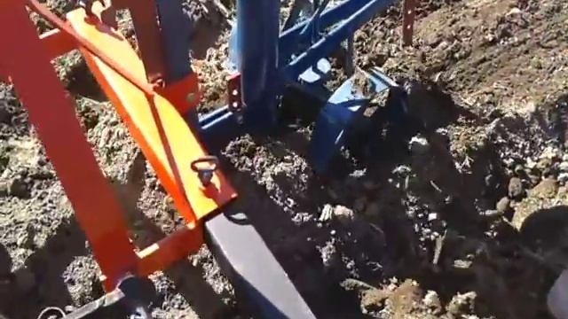 Самодельная картофелесажалка для мотоблока 2 часть смотреть онлайн