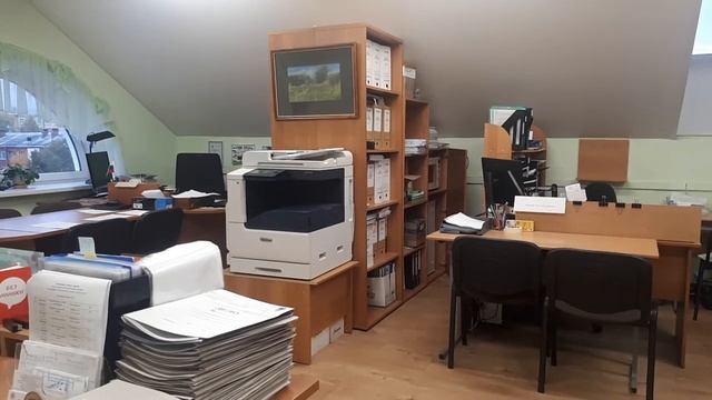 Lonely evening office смотреть онлайн