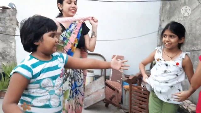 Kanamachi Blindfold game in #saree with belly Tickling #funniest game part-2 смотреть онлайн