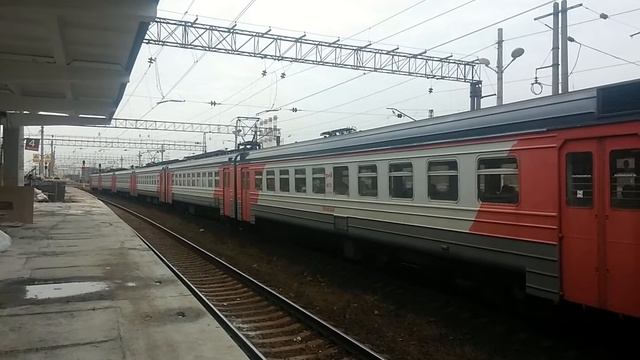 ЭД4М-0070 На станции Бирюлёво-Пассажирская смотреть онлайн