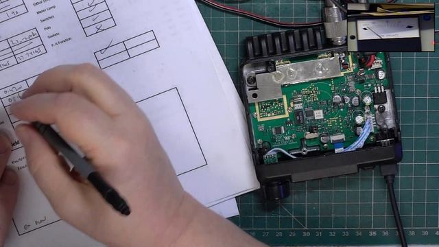 PNI HP6500 CE MultiNorm CEPT/UK CB radio - repair following no-fuse shenanigans pt2 of 2. Finished смотреть онлайн
