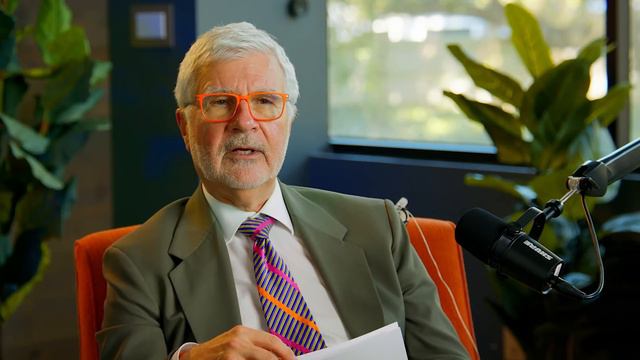 The Insane Health Beneftis of MCT Oil | Dr. Steven Gundry смотреть онлайн