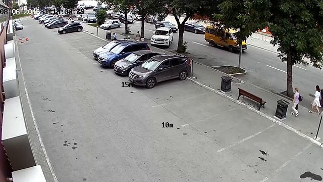 Екатеринбург камера DS-I110 днем офис Большого Брата