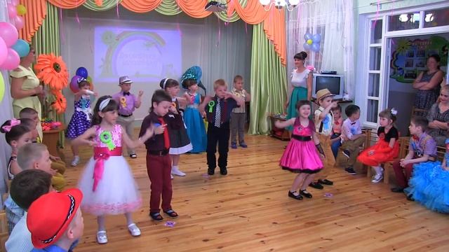 Танец - Стиляги "Я Люблю Буги Вуги" Детский Сад "Ивушка" смотреть онлайн