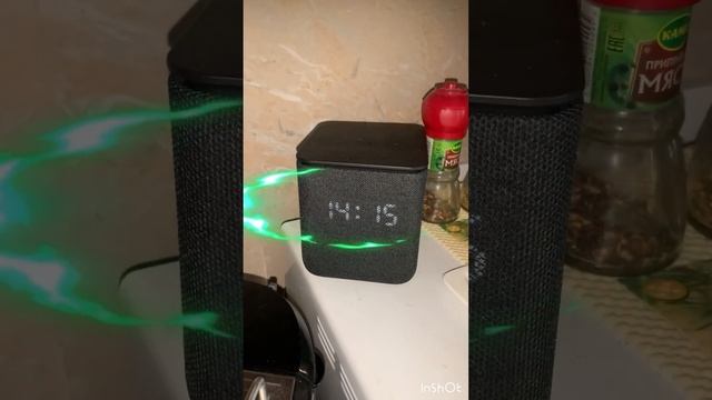 Сравнение звучаний на Яндекс станциях Мини с часами, Миди и первой Станции смотреть онлайн