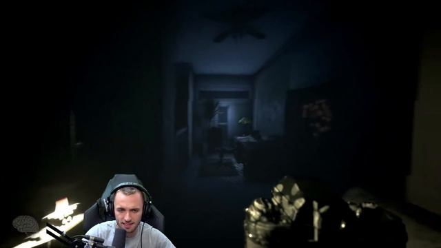 2 JEUX D'HORREUR NULS AVEC SQUEEZIE смотреть онлайн