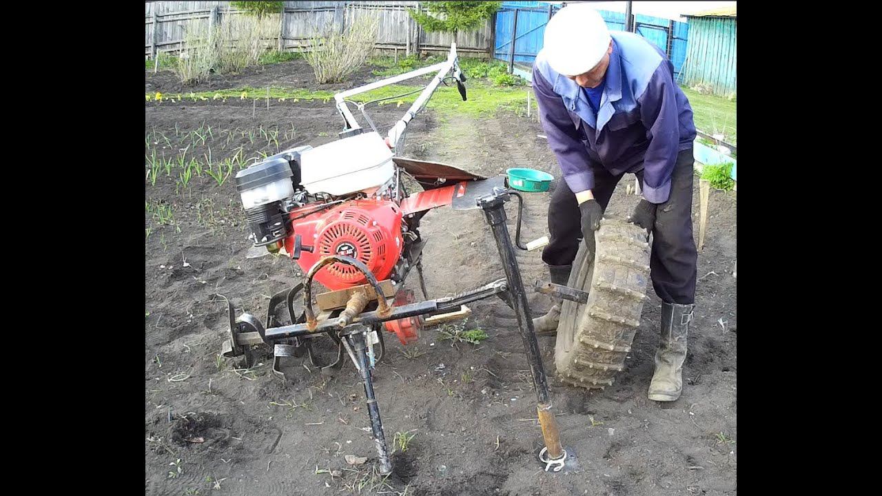 ПРОСТОЙ СПОСОБ замены колёс на фрезы на мотоблоке | ОБЫЧНЫМ СОВЕТСКИМ ДОМКРАТОМ ЛЕГКО ! смотреть онлайн