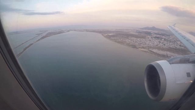 Nice Approach over Tunis ! Tunisair Airbus A320 TS-IMG Landing at Tunis Carthage Airport смотреть онлайн
