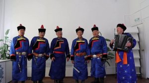 Хориин Бургэдууд песня "шиниим турэhэн удэр"