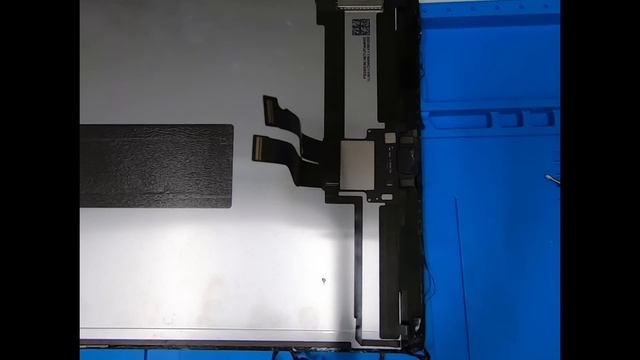 How to Replace the Screen and Battery on a iPad Pro 12.9 1st Gen смотреть онлайн