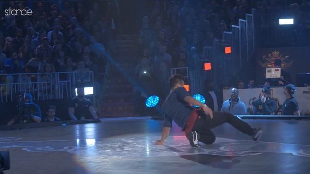 Hong 10 vs Victor // .stance // Red Bull BC One World Finals 2014 смотреть онлайн